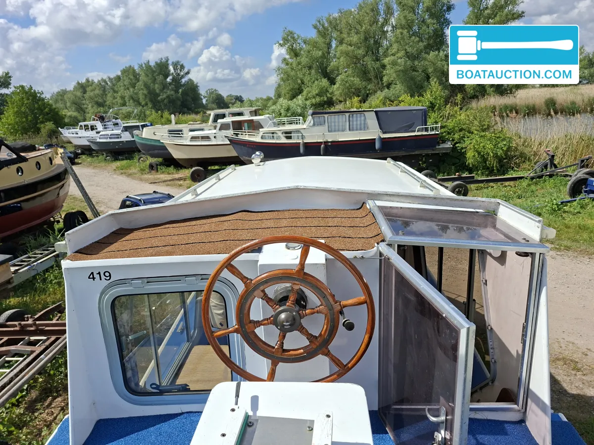 Motor cruiser 850 foto 5