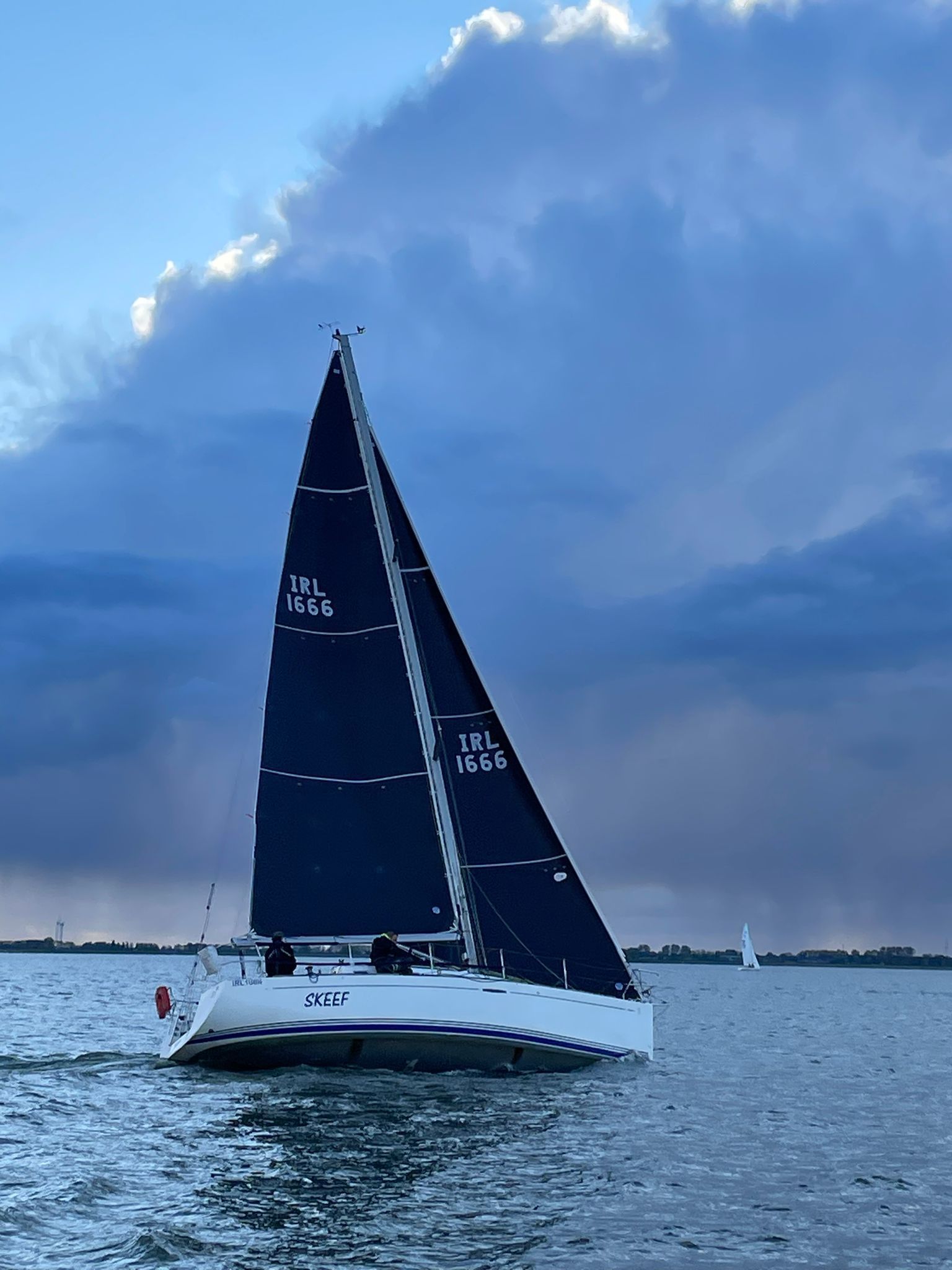 Beneteau First 36.7 foto 1