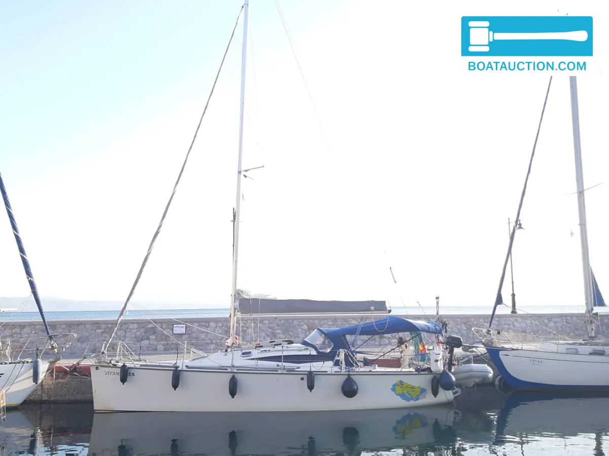 Le Comte Alc 35