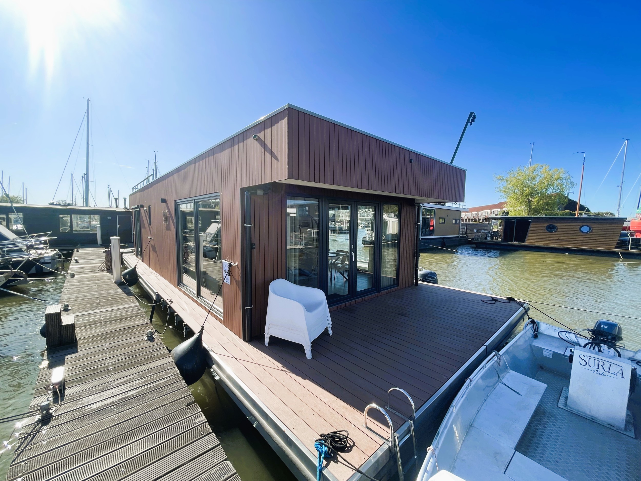 Surla 15 Houseboat