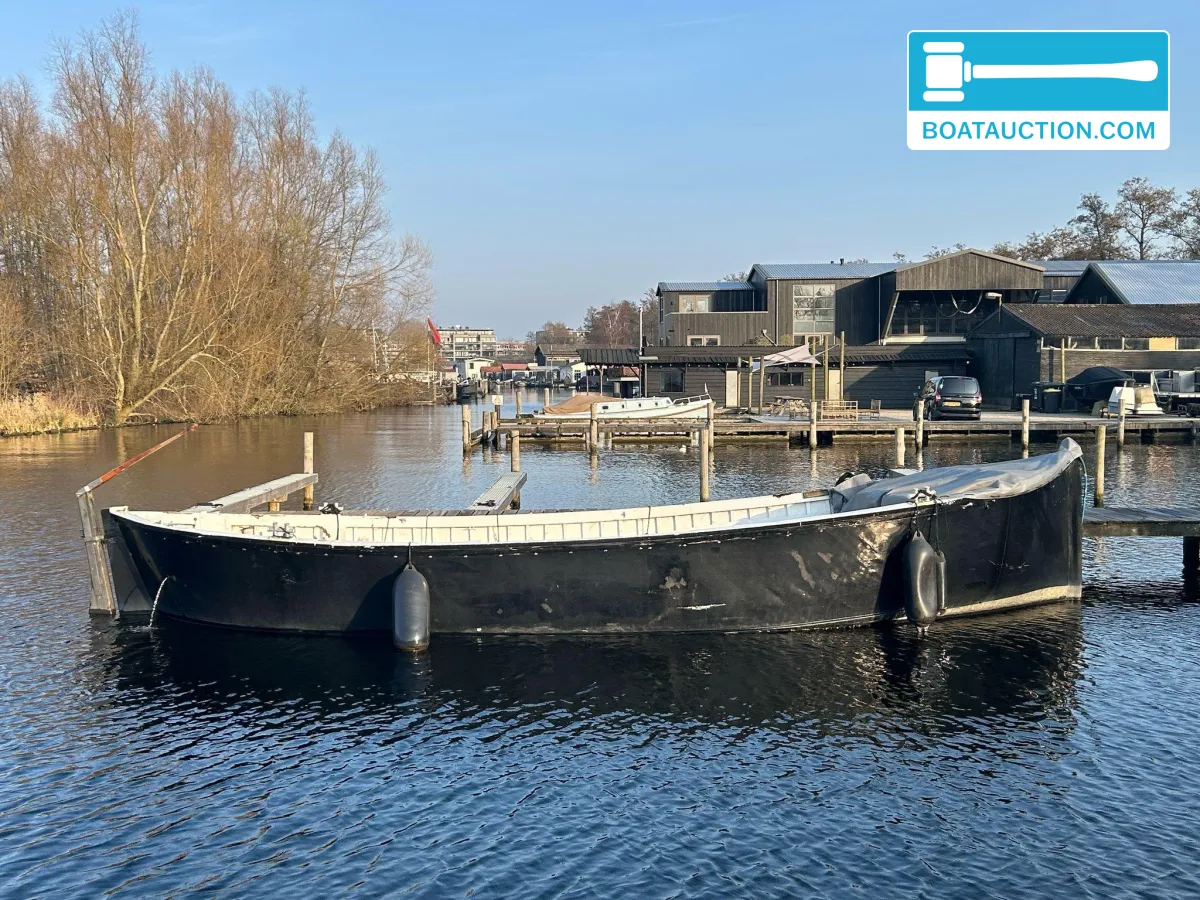 Corsiva 650 tender