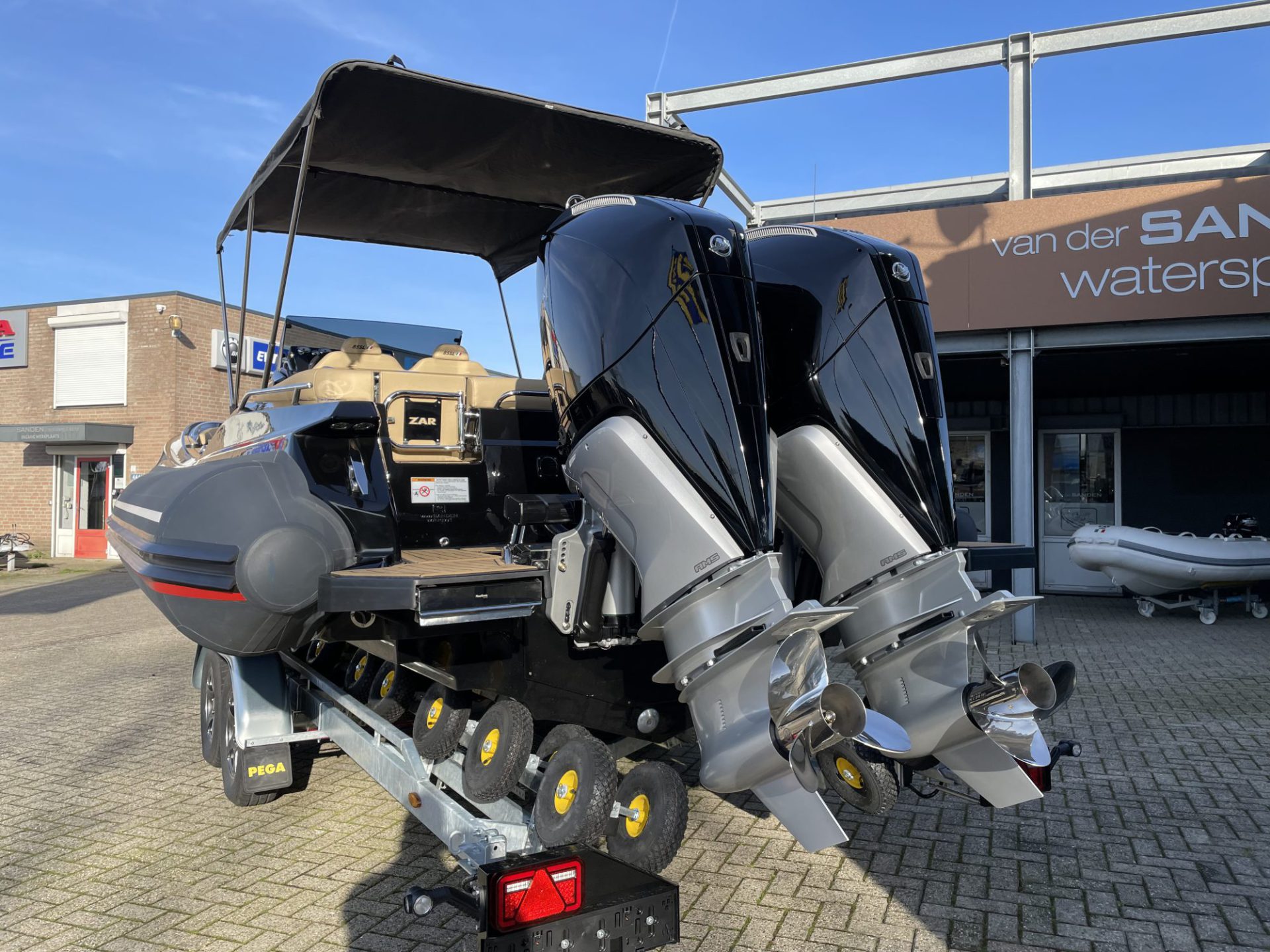 Zar 85 Sport Luxury