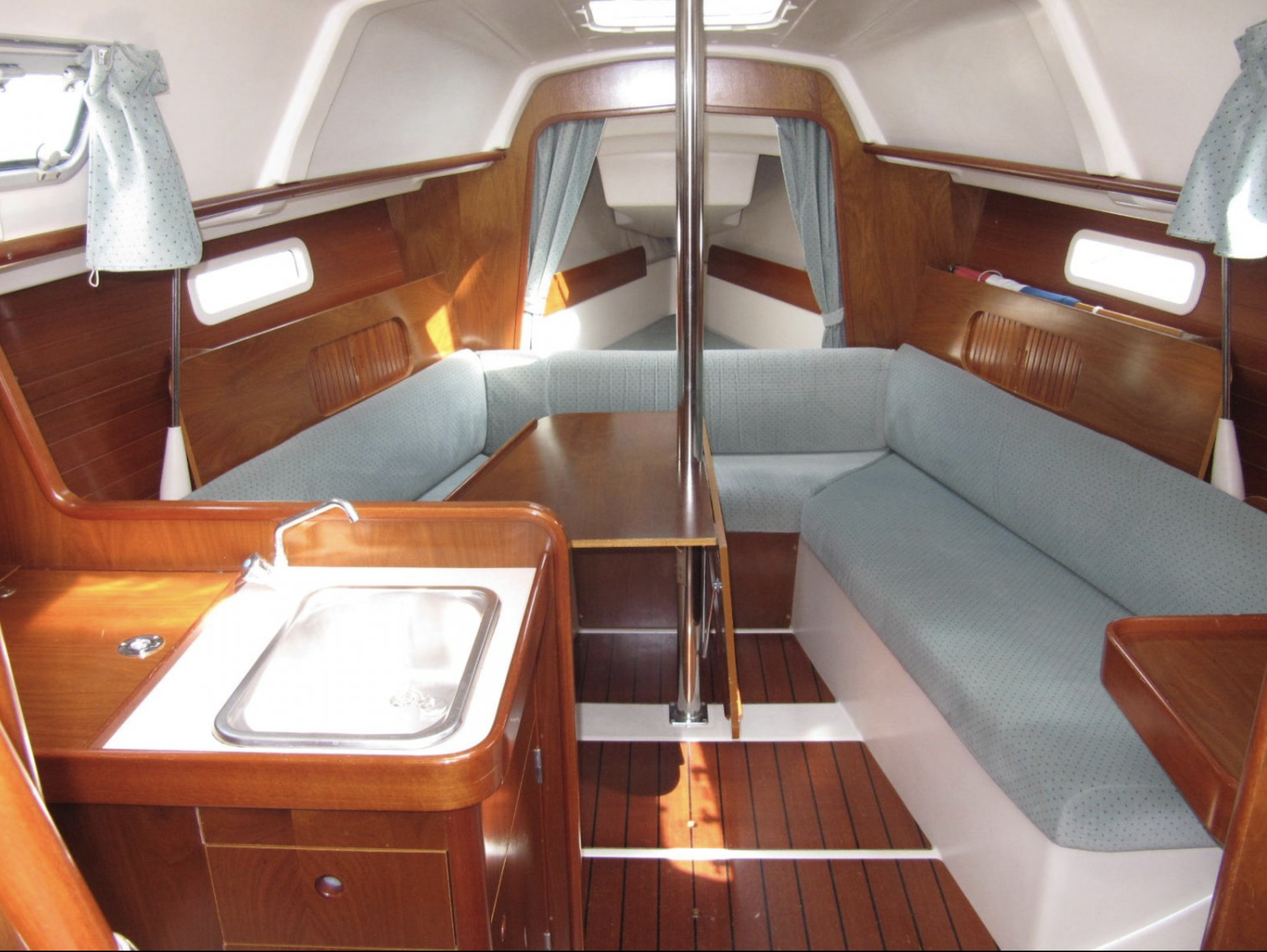 Beneteau Oceanis 281 foto: 21